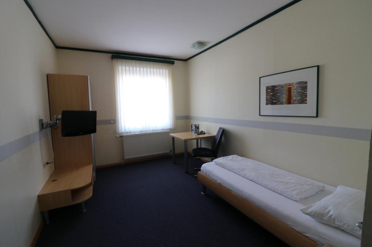 Schlafgut Hotel Санкт Пьолтен Екстериор снимка